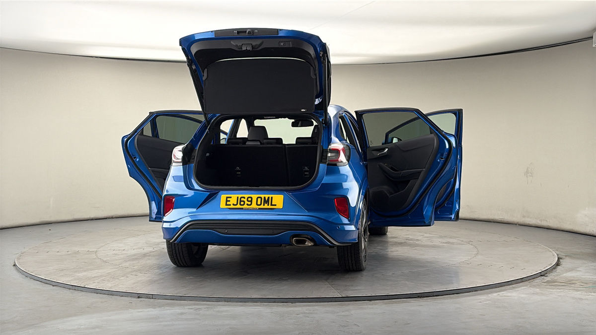More views of Ford Puma