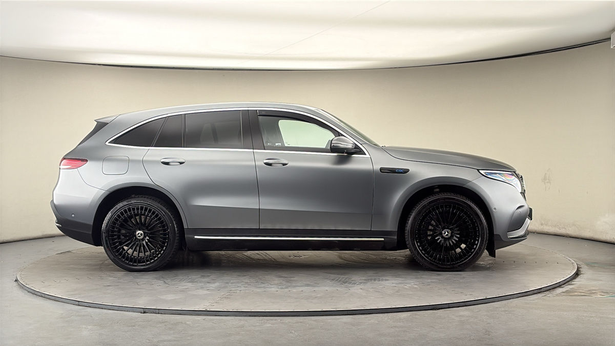 More views of Mercedes-Benz EQC