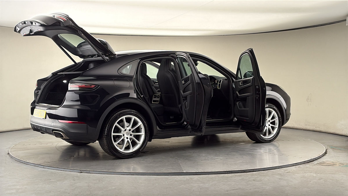 More views of Porsche Cayenne