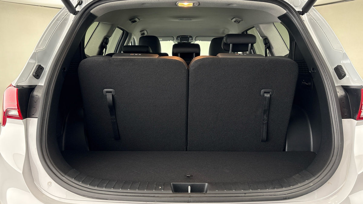 Hyundai Santa Fe Image 11