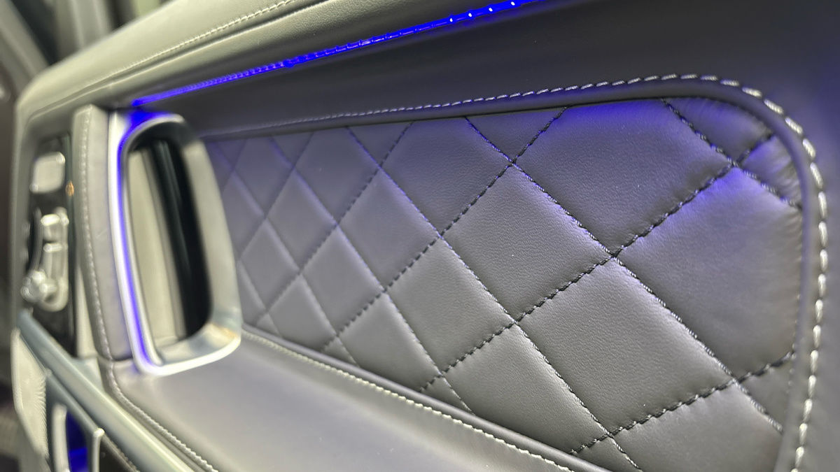 Mercedes-Benz G Class Image 27