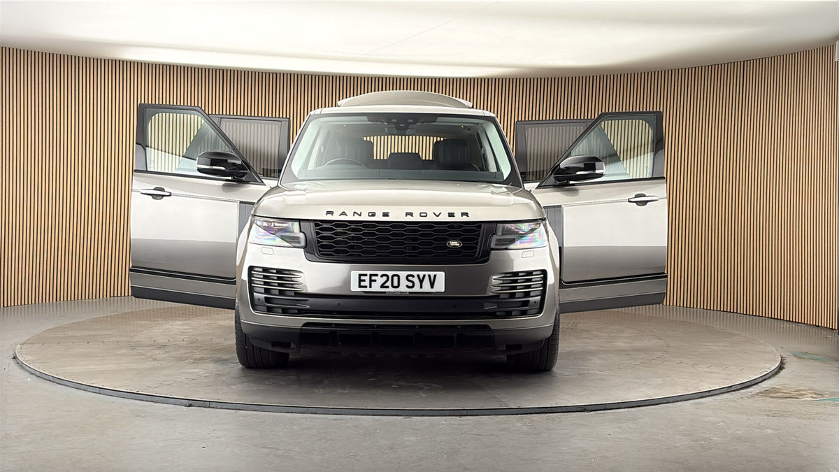 More views of Land Rover Range Rover