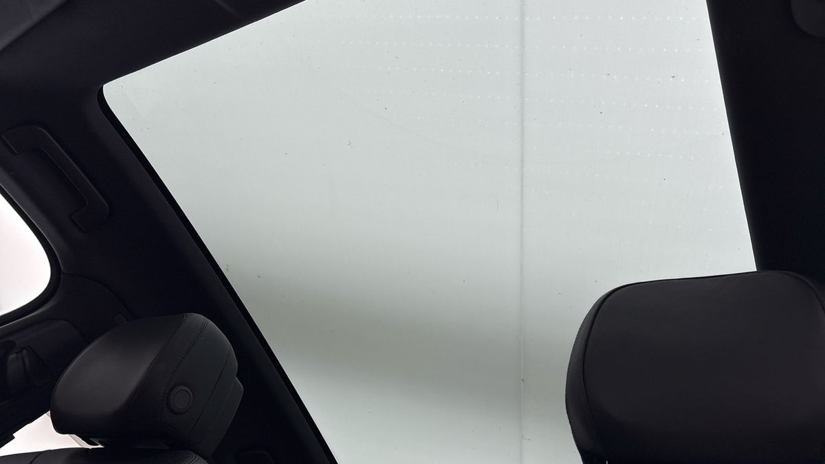 Porsche Cayenne Image 6