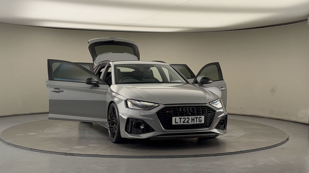 More views of Audi RS4 Avant