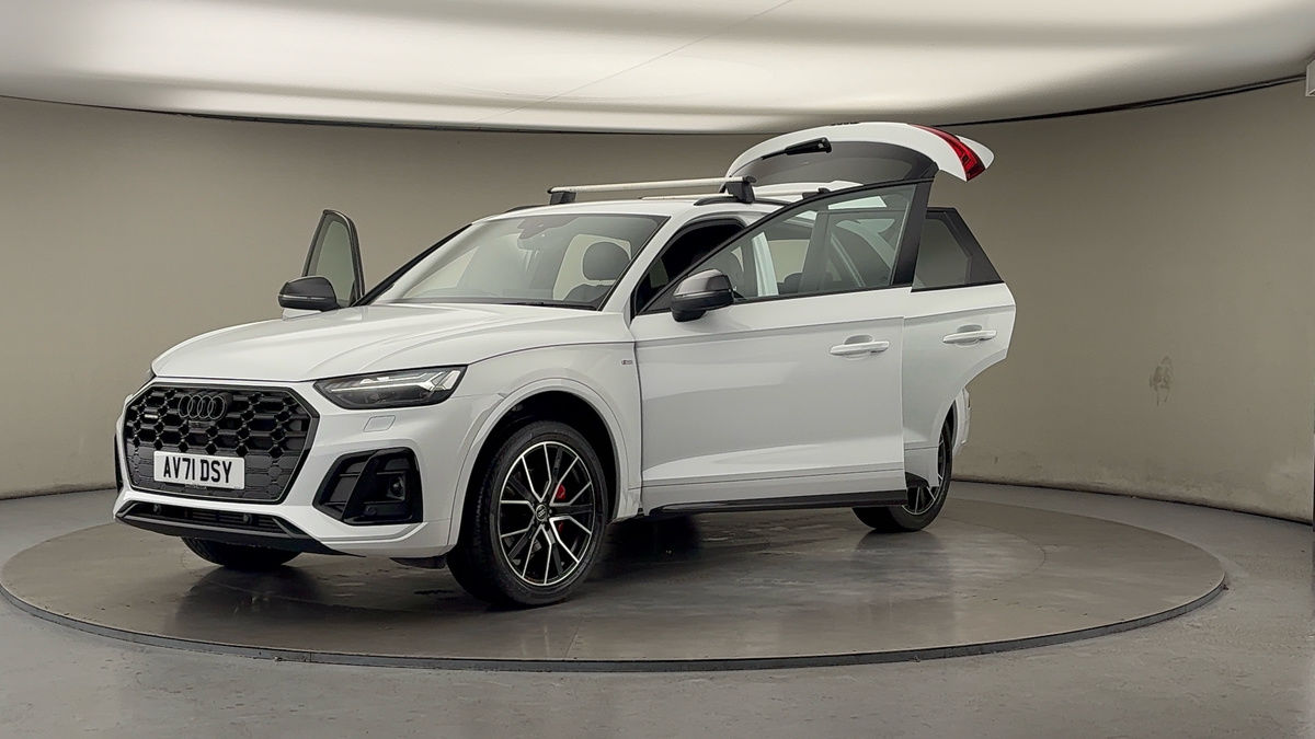 More views of Audi Q5