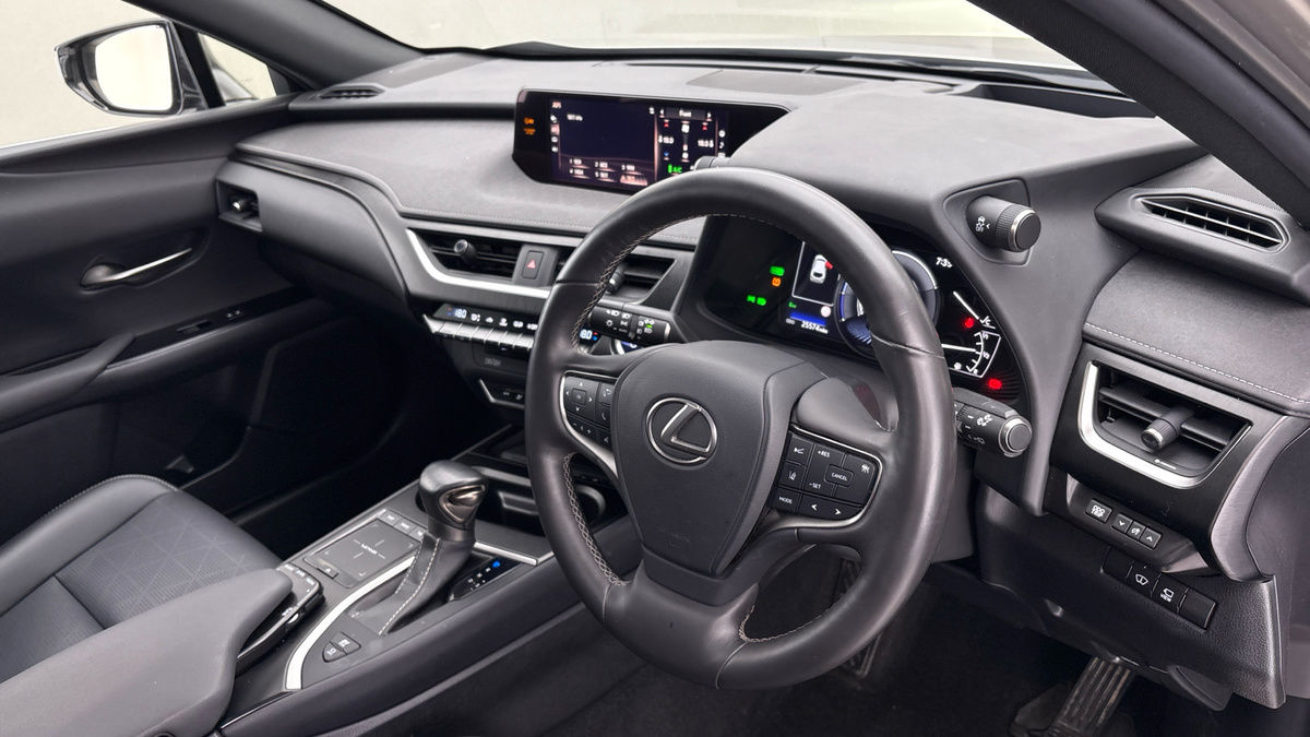 Lexus UX Image 5