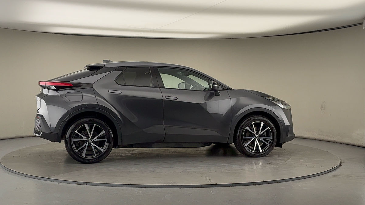 More views of Toyota C-HR