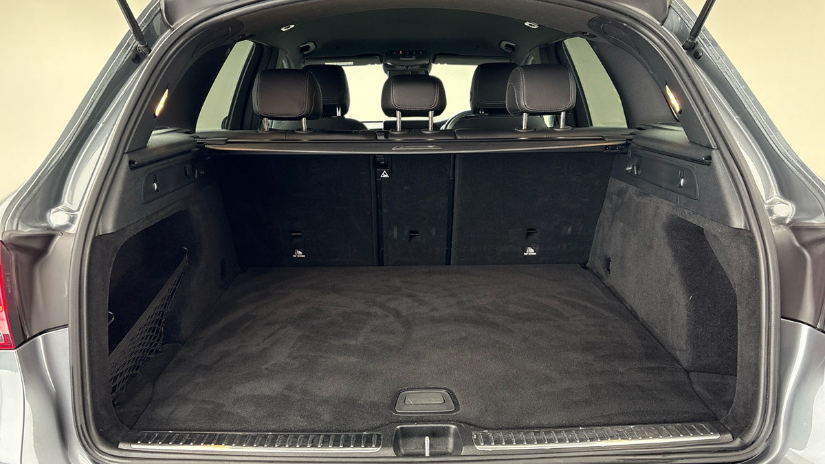 Mercedes-Benz GLC Image 11