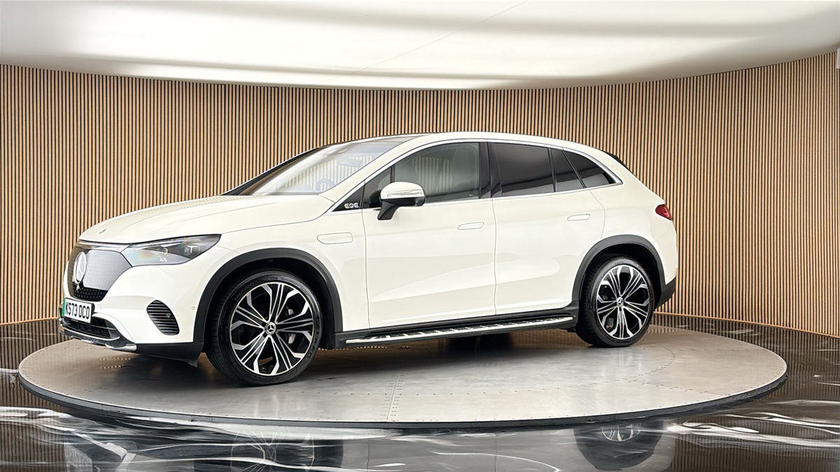 More views of Mercedes-Benz EQE