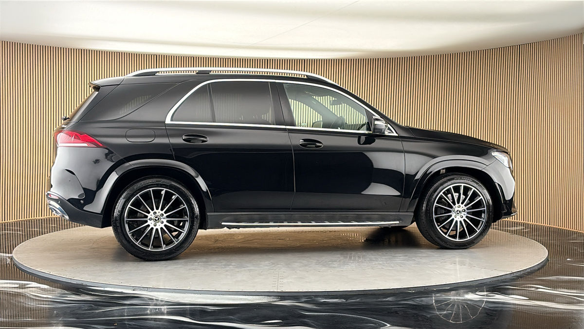 More views of Mercedes-Benz GLE