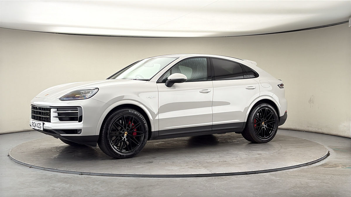 More views of Porsche Cayenne