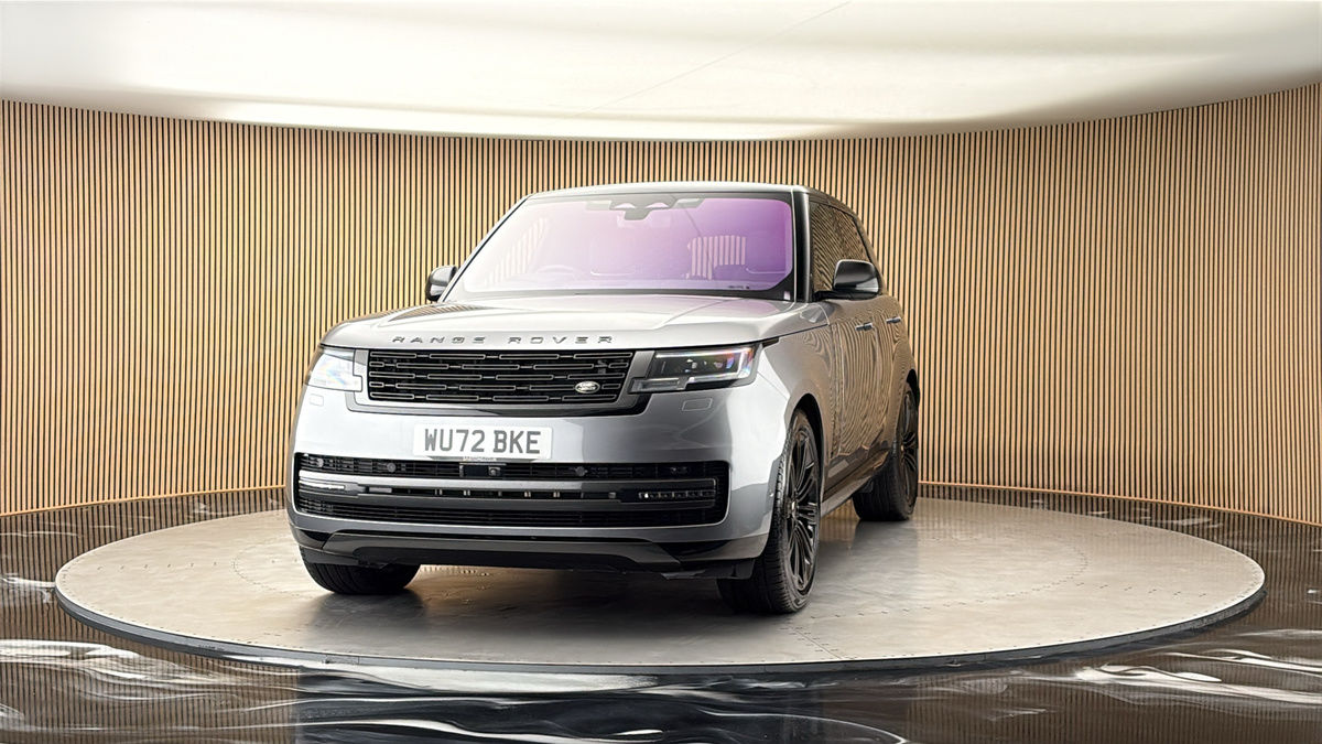 More views of Land Rover Range Rover