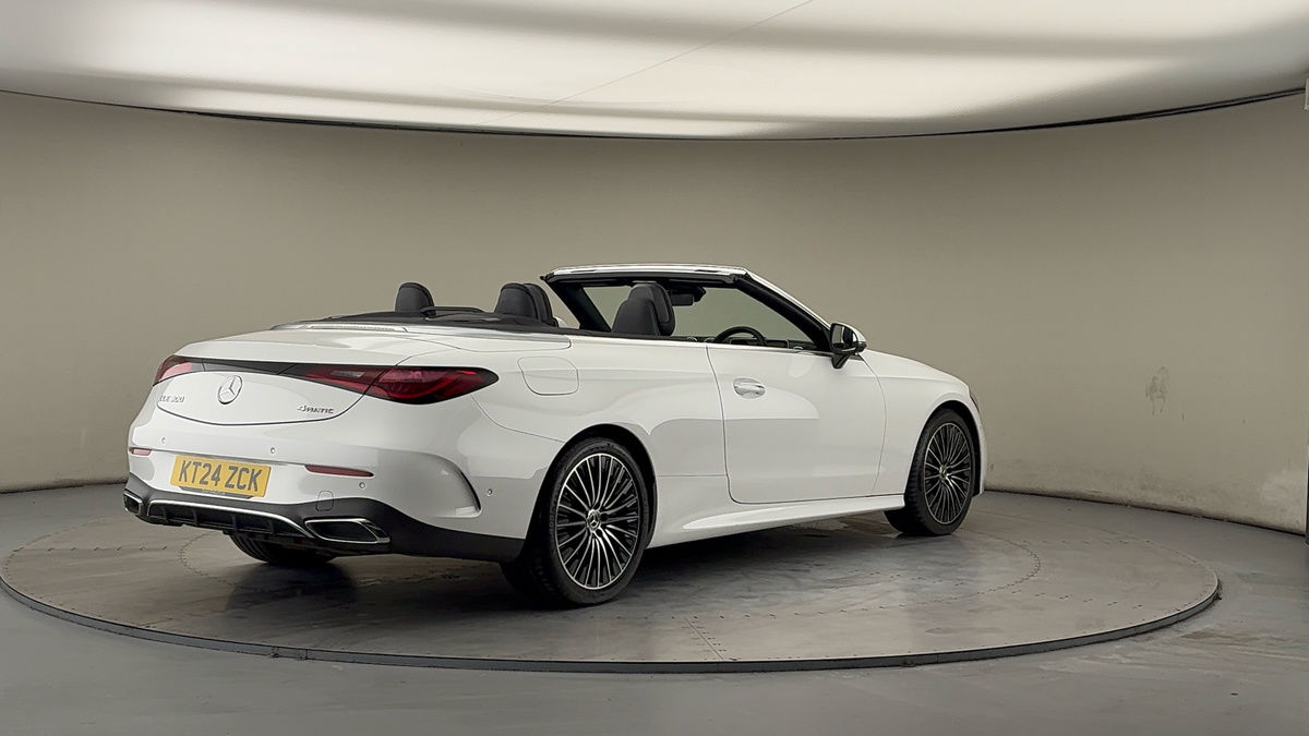 More views of Mercedes-Benz CLE