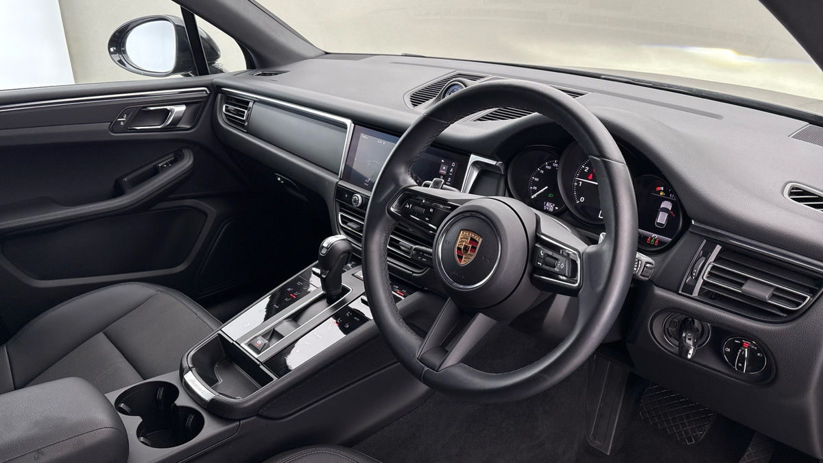 Porsche Macan Image 5