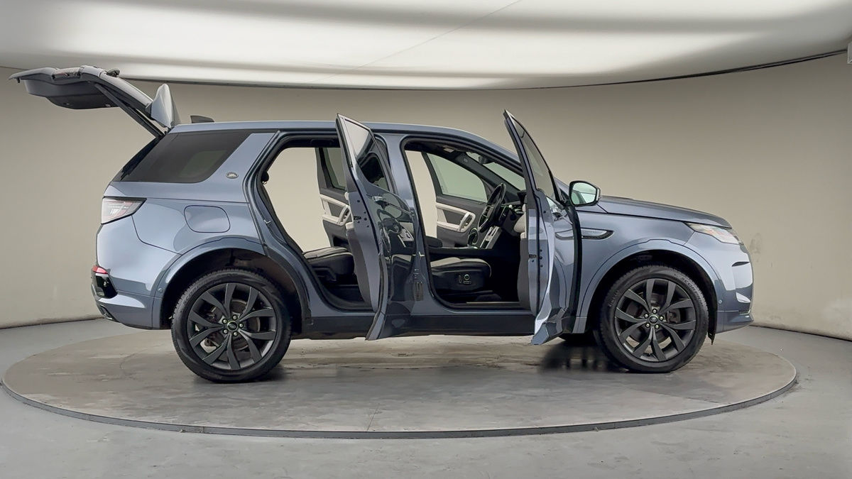 More views of Land Rover Discovery Sport