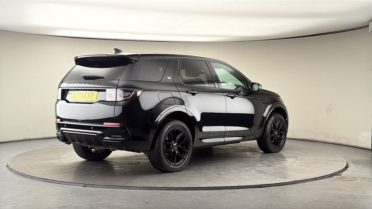 Land Rover Discovery Sport Image 21