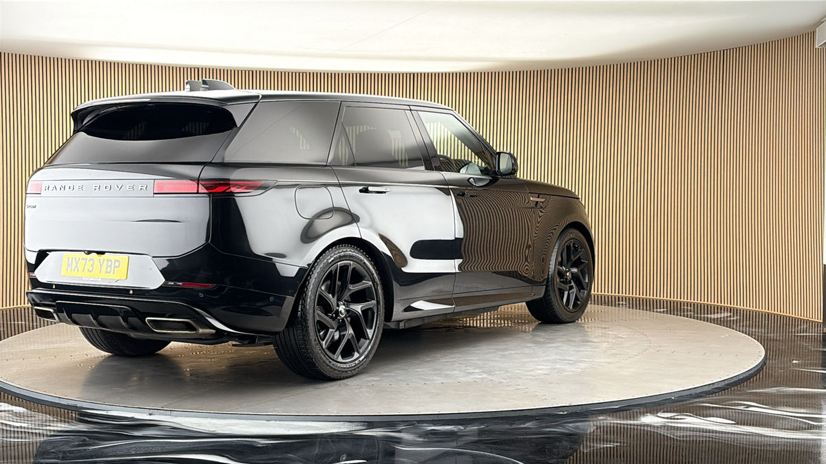 More views of Land Rover Range Rover Sport