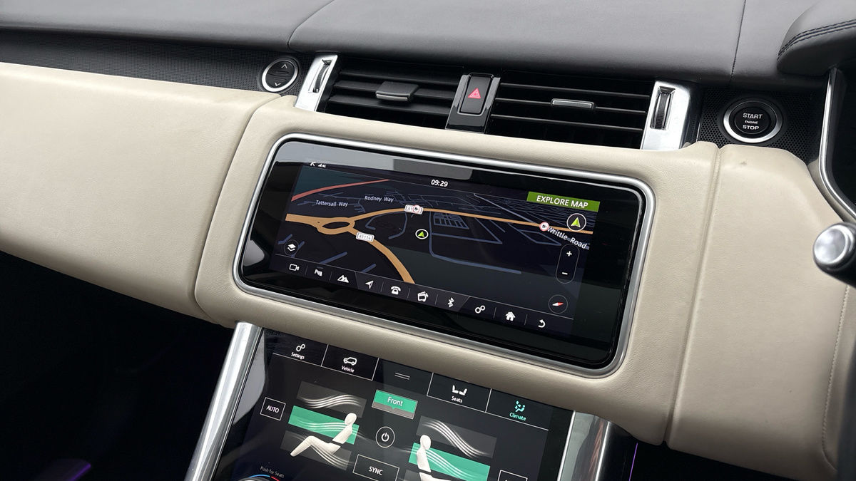 Land Rover Range Rover Sport Image 17