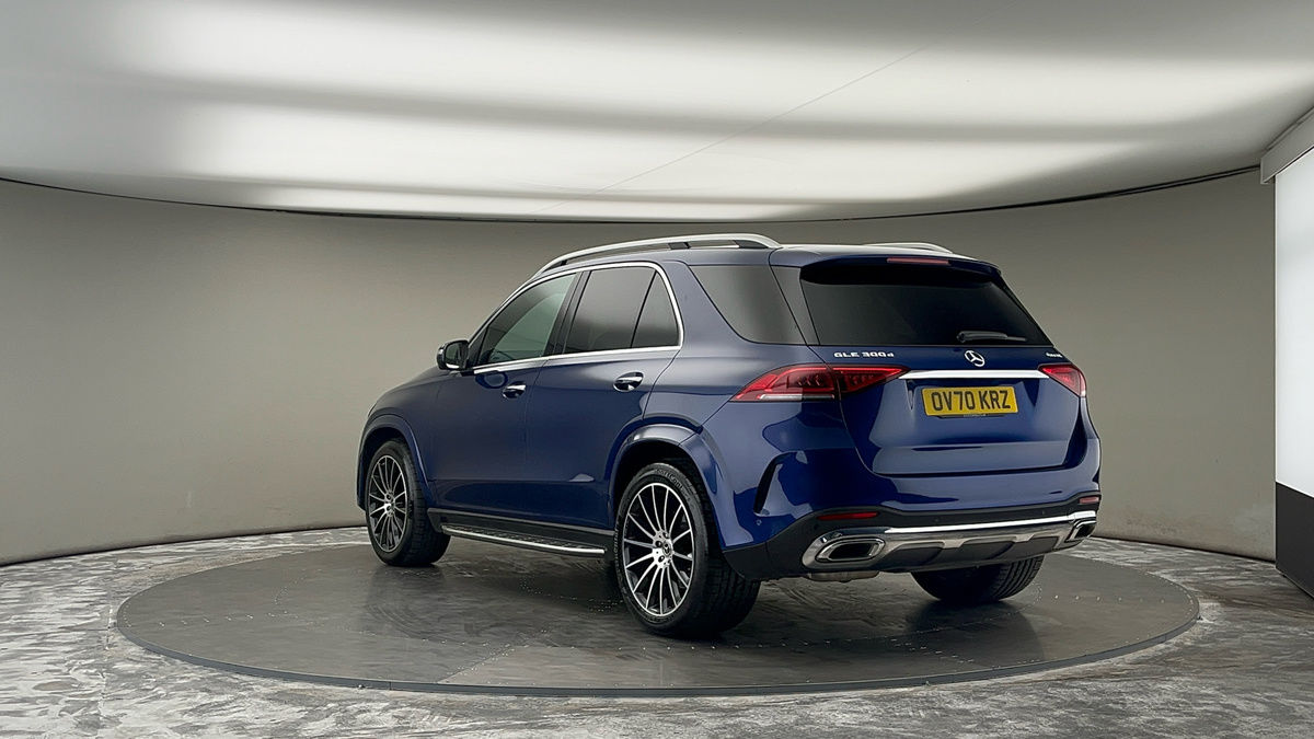 Mercedes-Benz GLE Image 2