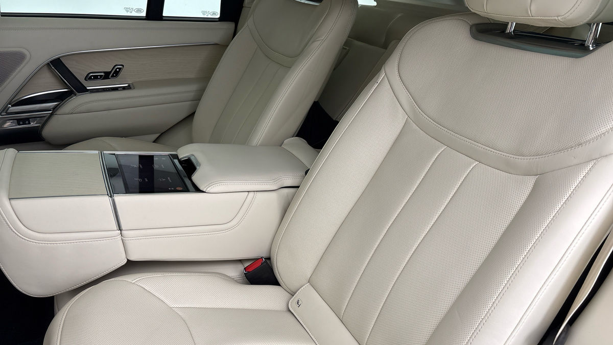 Land Rover Range Rover Image 9