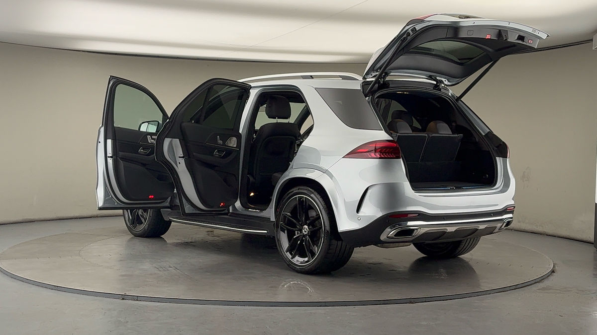 More views of Mercedes-Benz GLE