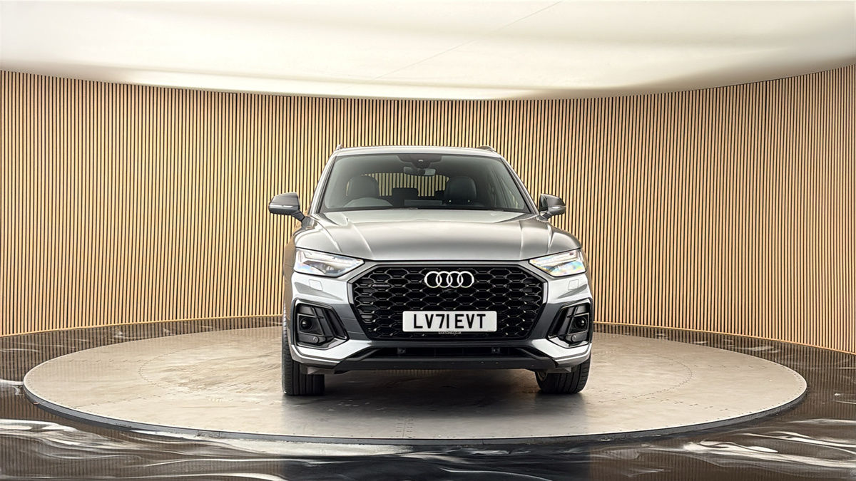 More views of Audi Q5