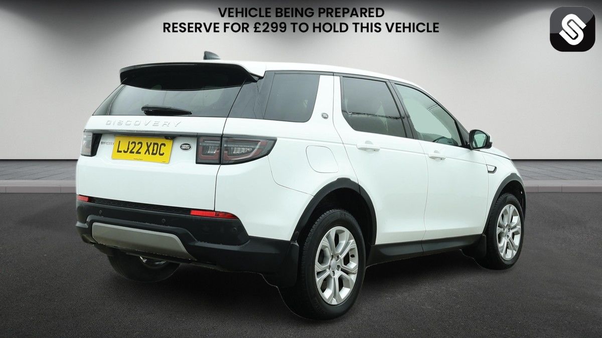 Land Rover Discovery Sport Image 4