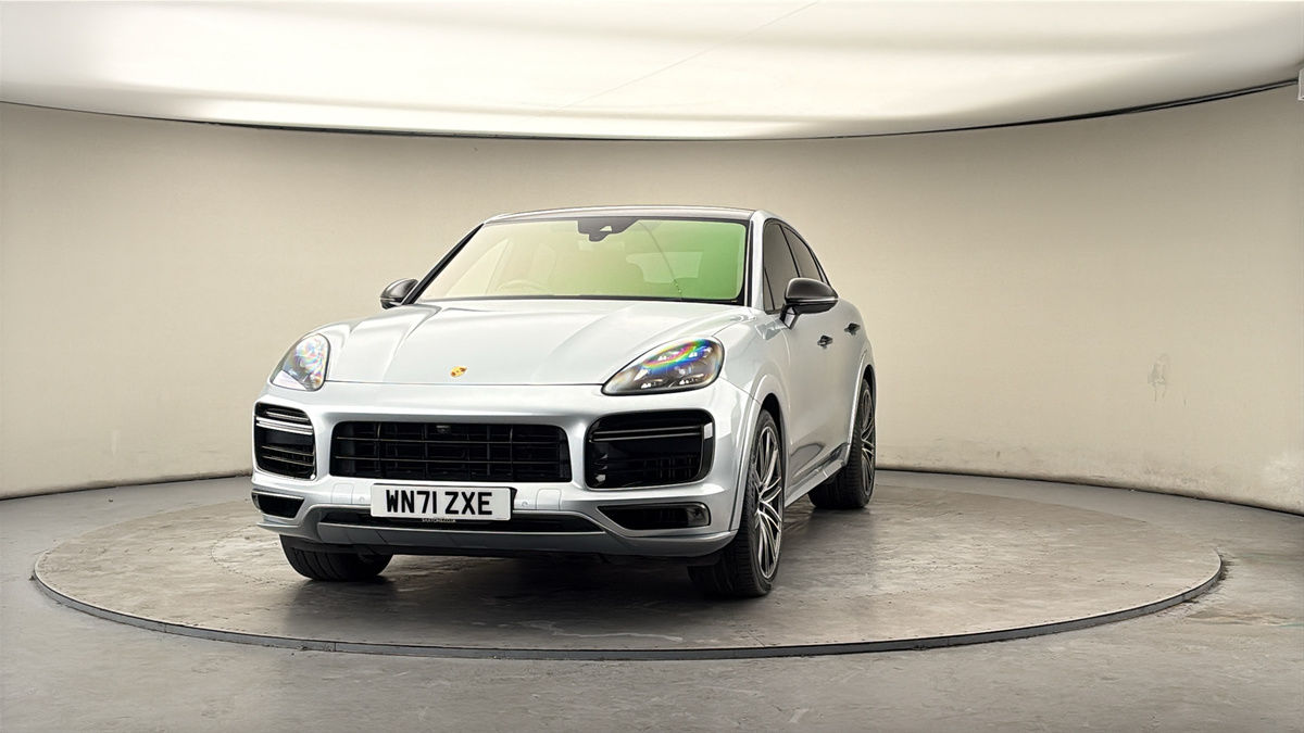 More views of Porsche Cayenne