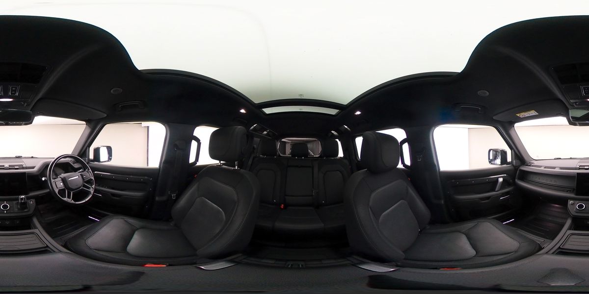 More views of Land Rover Defender 110