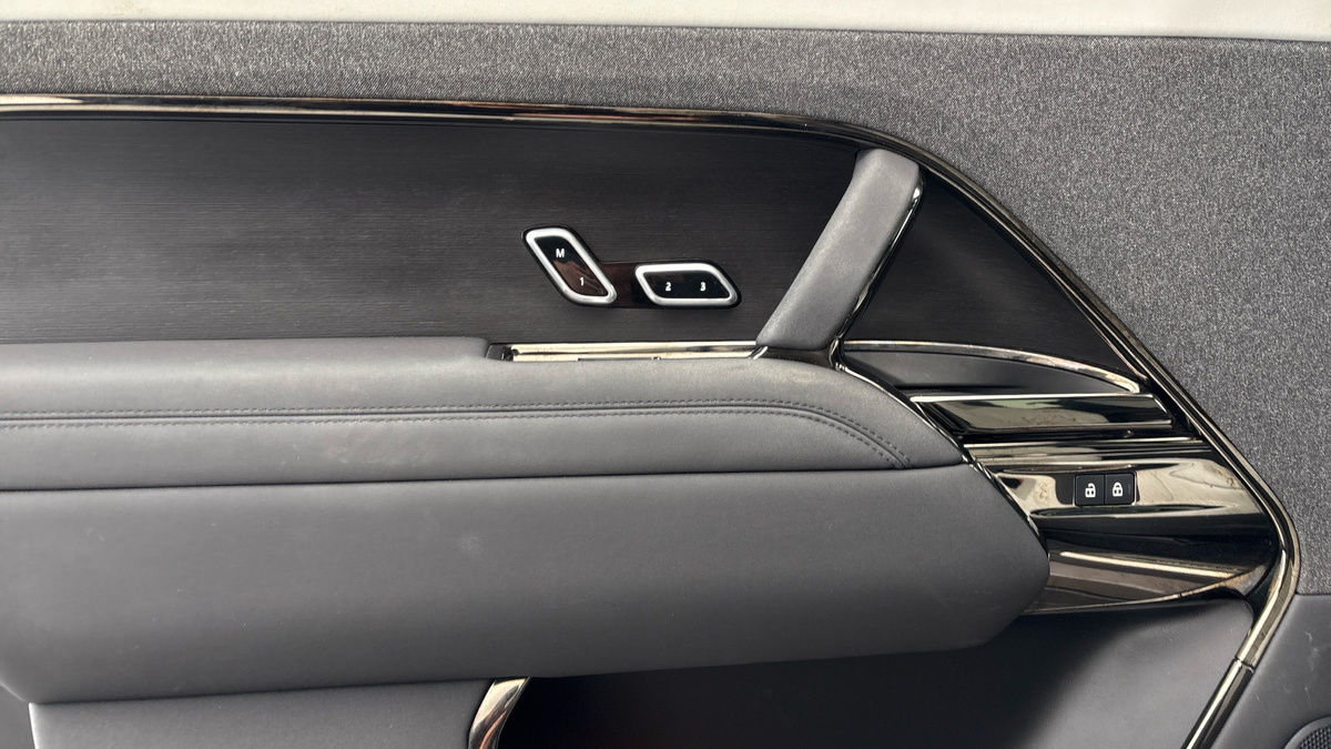 Land Rover Range Rover Sport Image 19