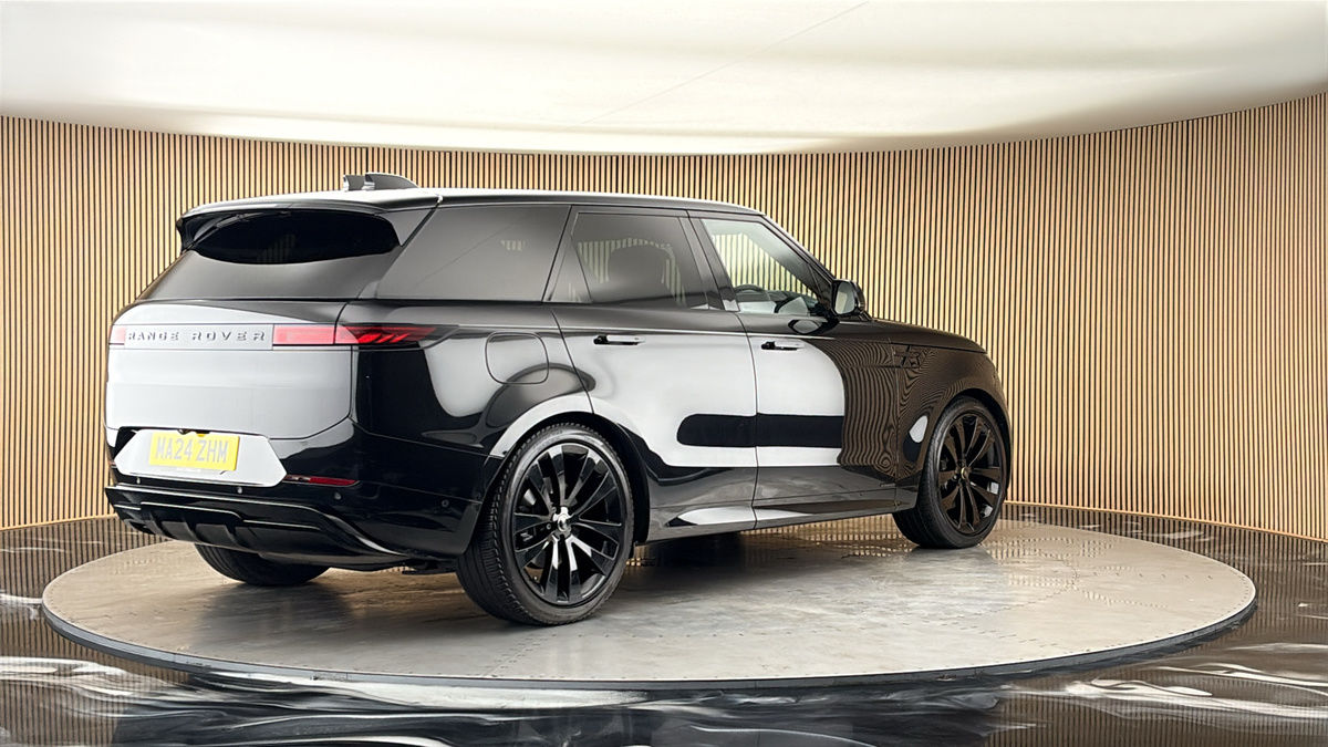 Land Rover Range Rover Sport Image 21