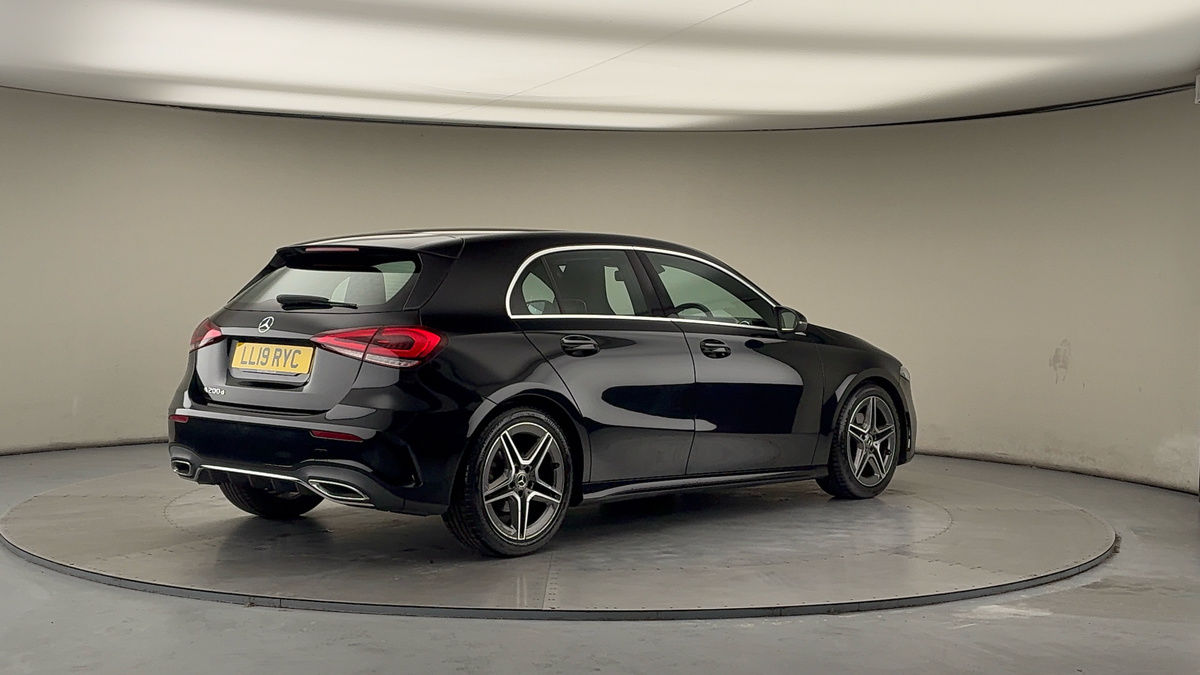 Mercedes-Benz A Class Image 21