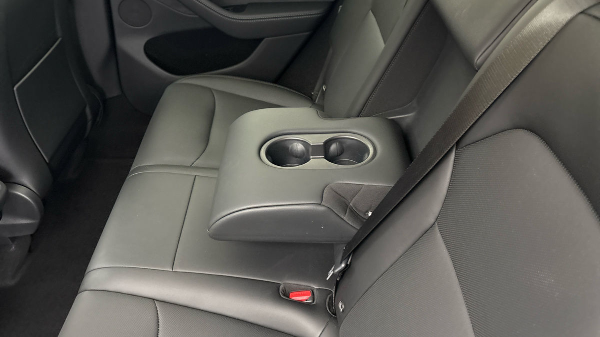 Tesla Model Y Image 9