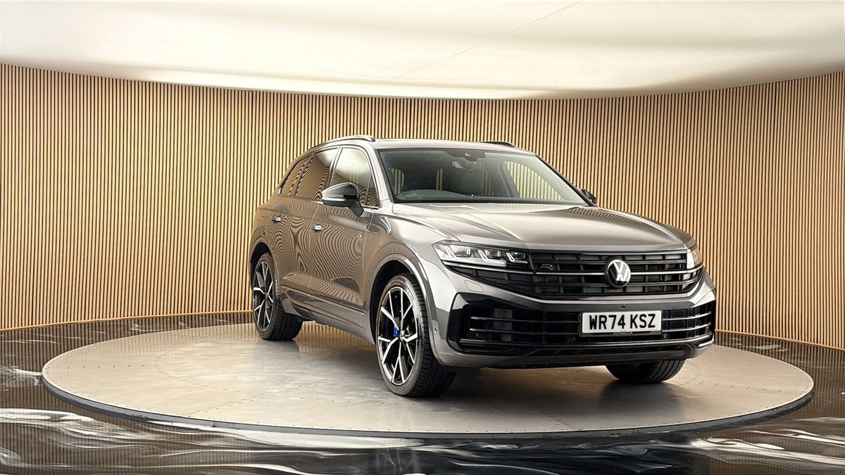 More views of Volkswagen Touareg
