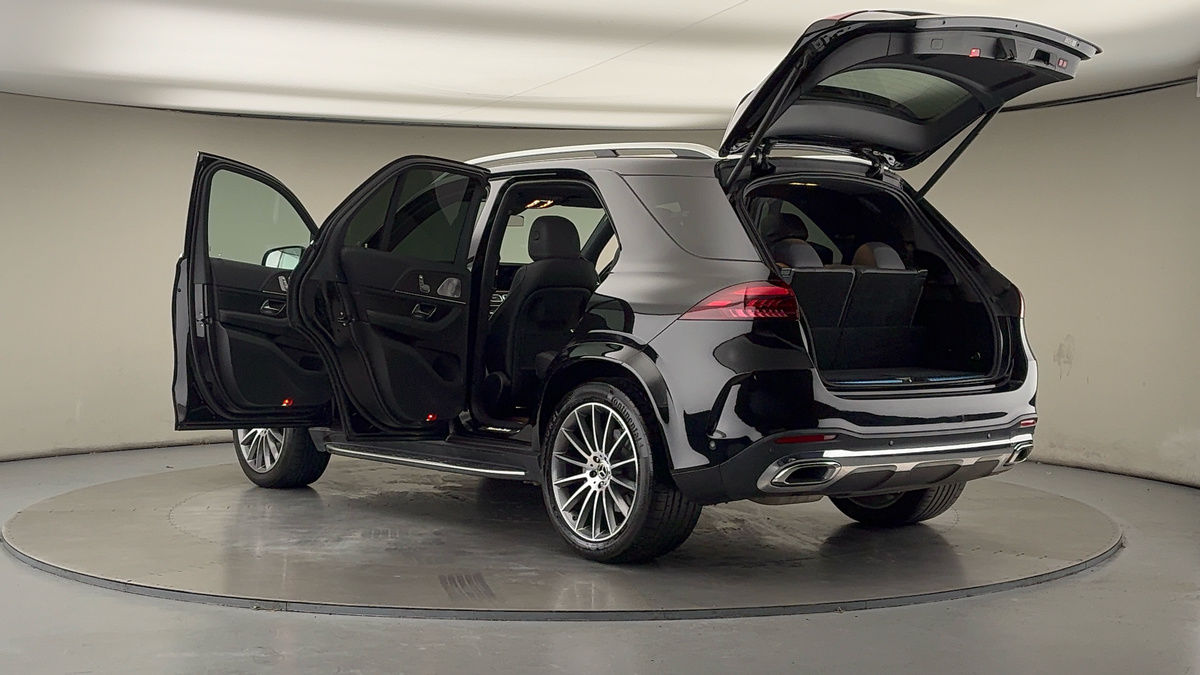 More views of Mercedes-Benz GLE