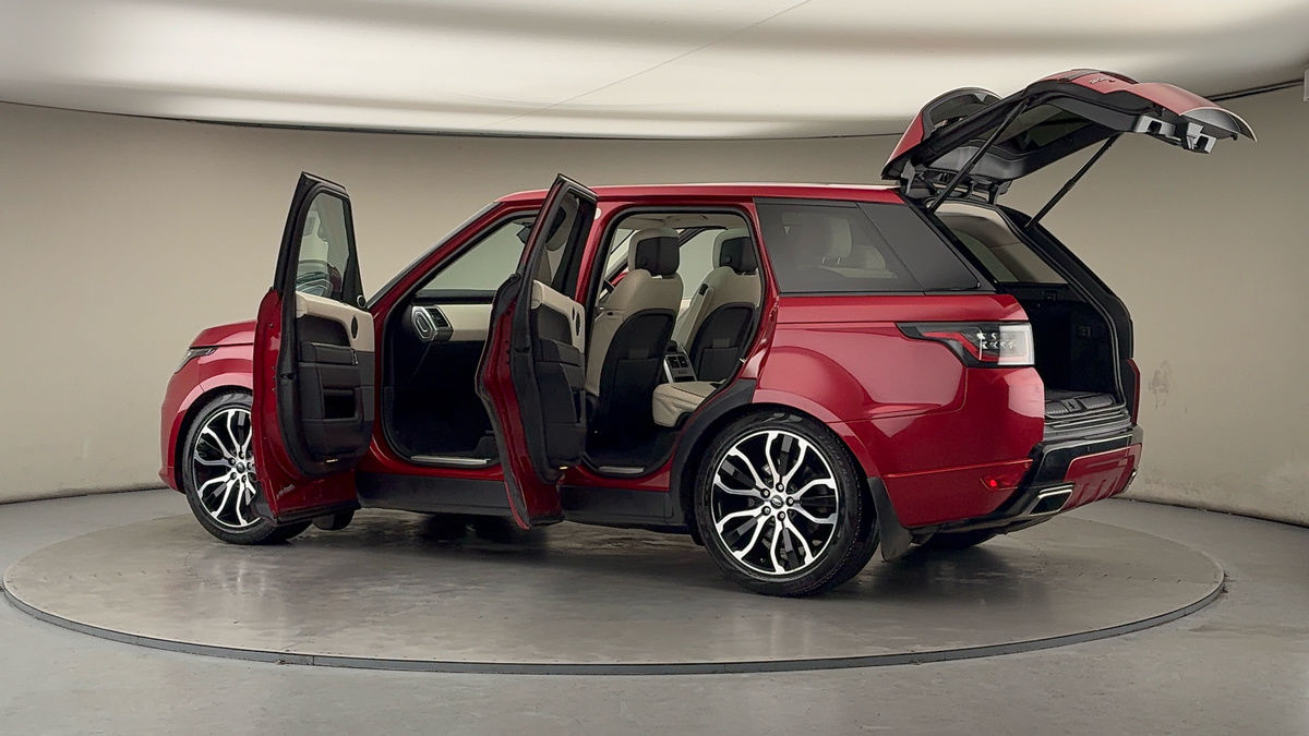 More views of Land Rover Range Rover Sport