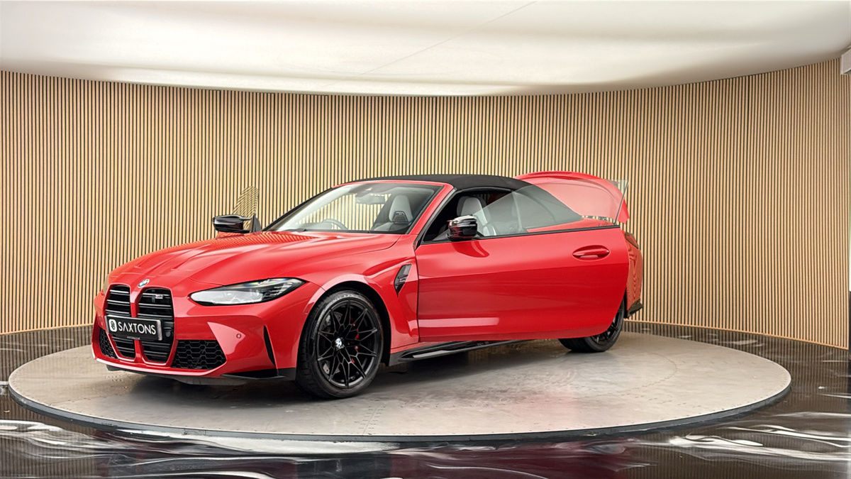 BMW M4 Image 22