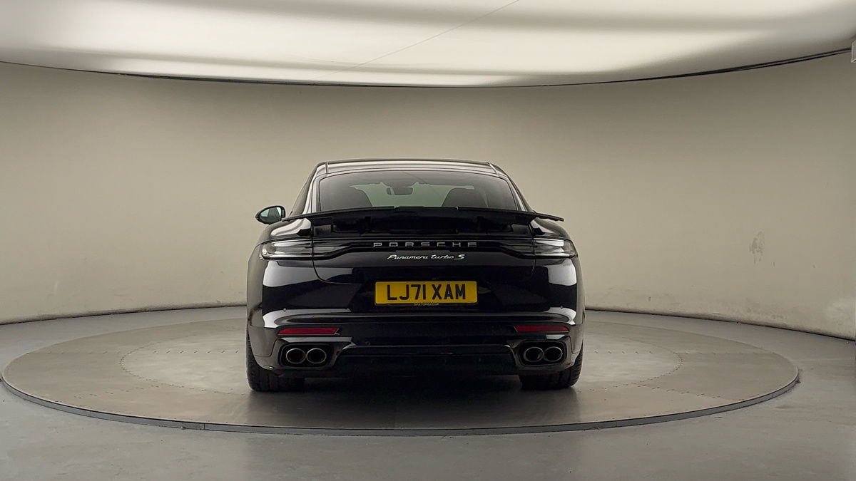 More views of Porsche Panamera