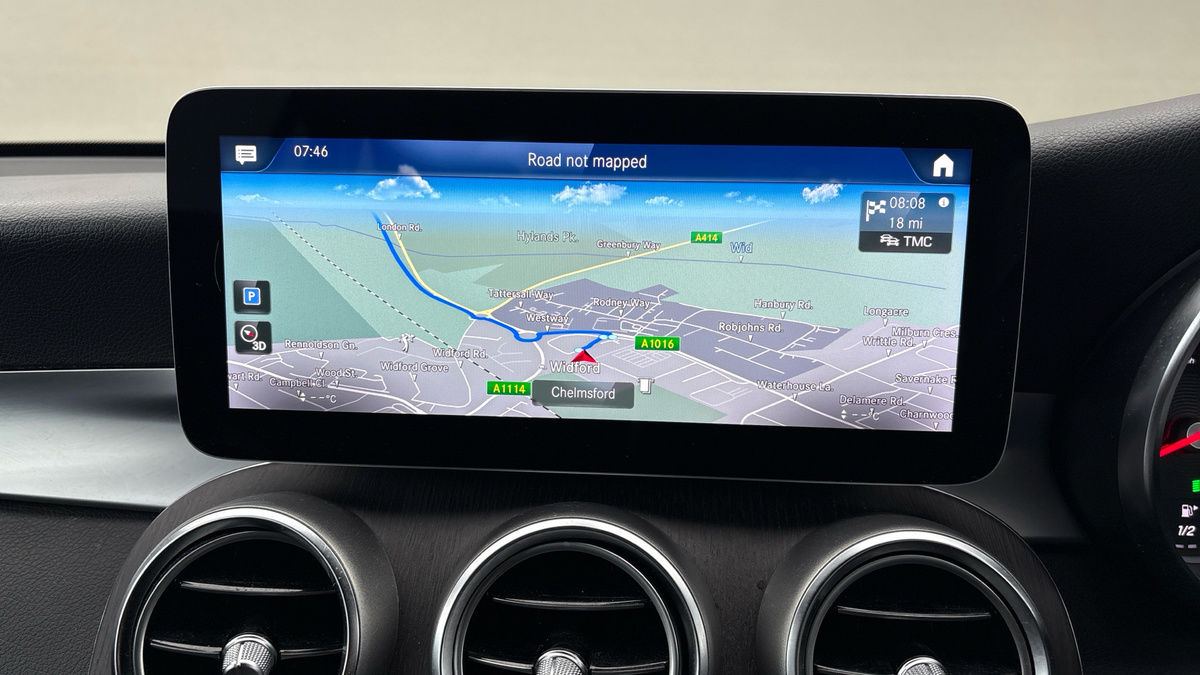 Mercedes-Benz GLC Image 17