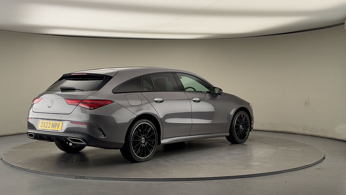 Mercedes-Benz CLA Image 21