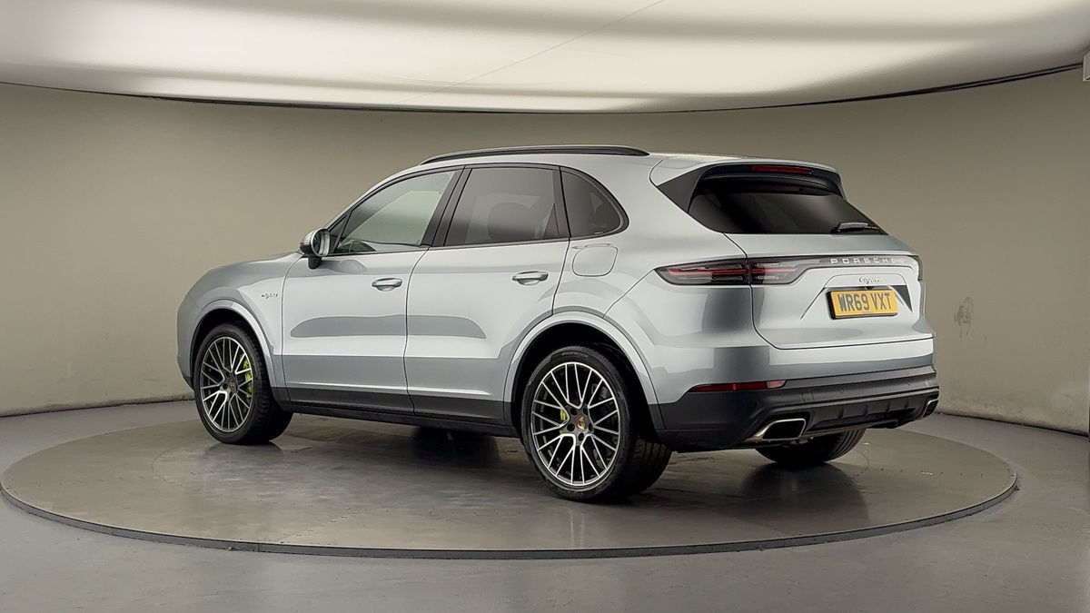 More views of Porsche Cayenne