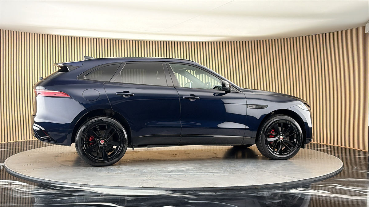 More views of Jaguar F-PACE