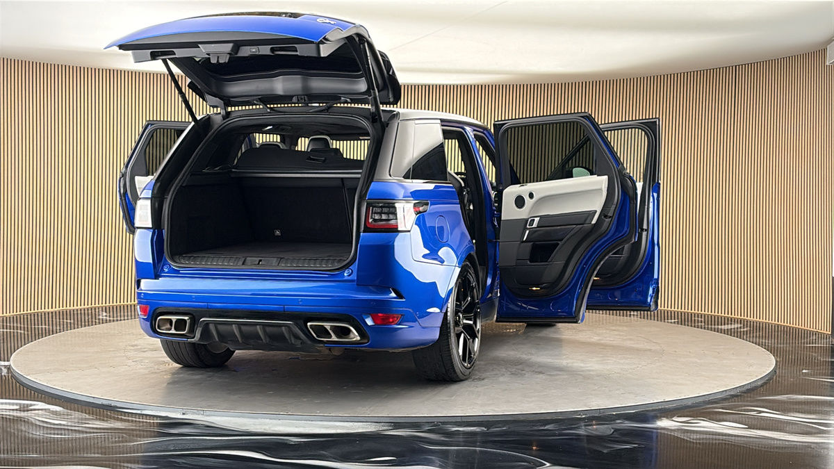 More views of Land Rover Range Rover Sport