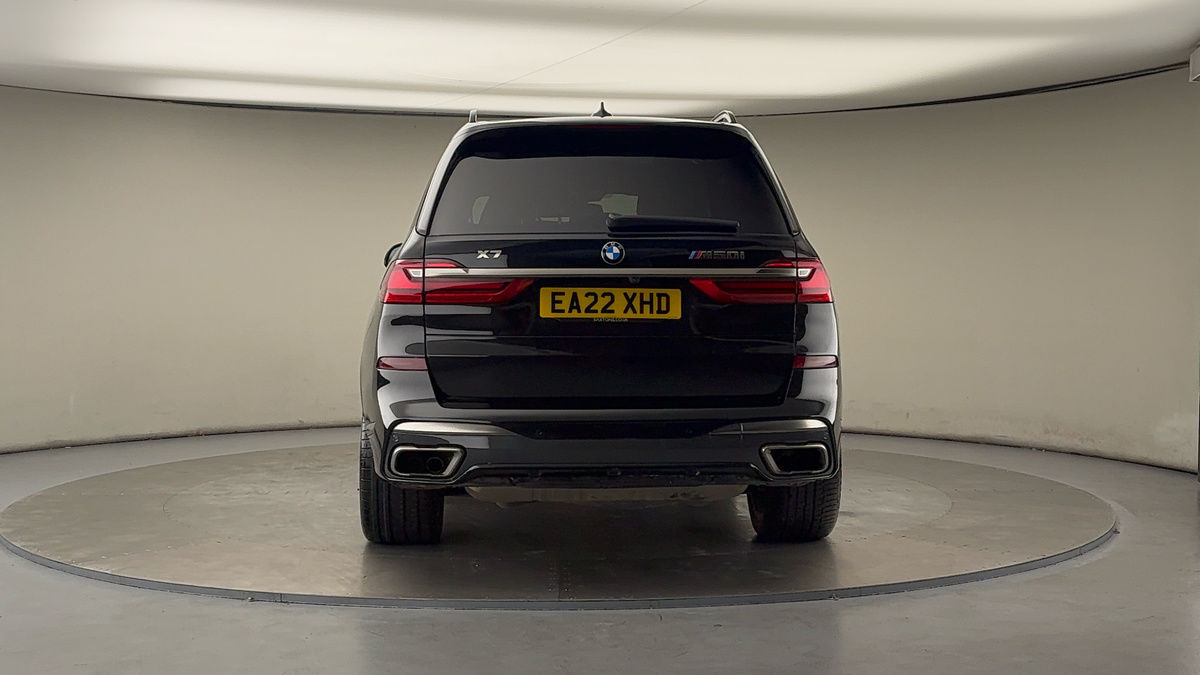 More views of BMW X7