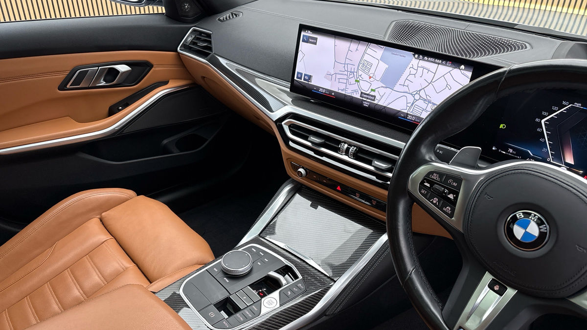 BMW 3 Series Image 18