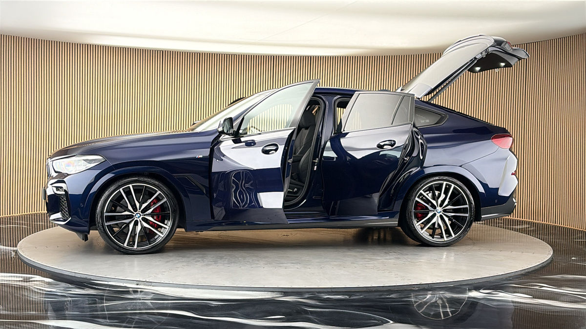 More views of BMW X6