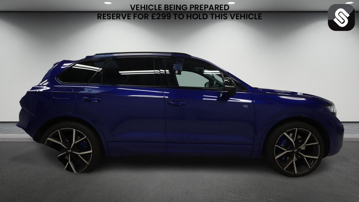 Volkswagen Touareg Image 5