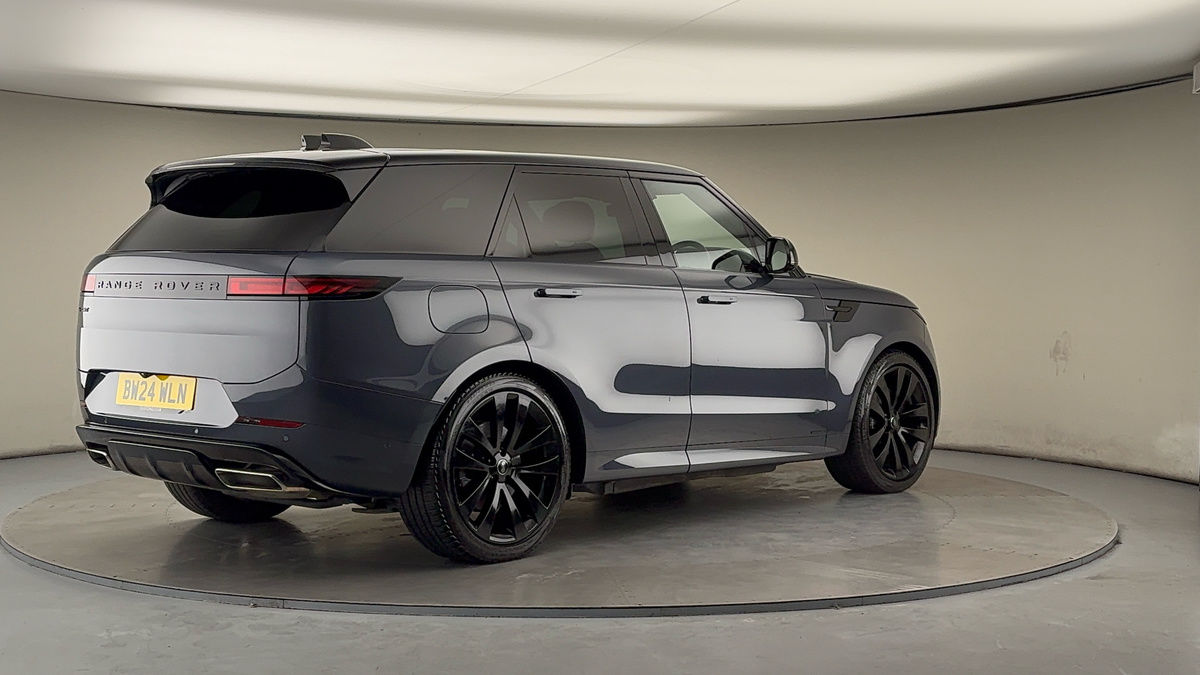 Land Rover Range Rover Sport Image 21