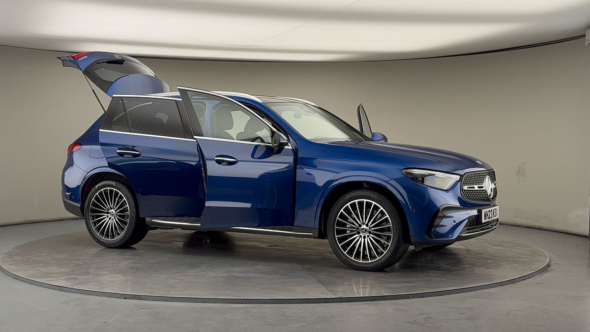 More views of Mercedes-Benz GLC