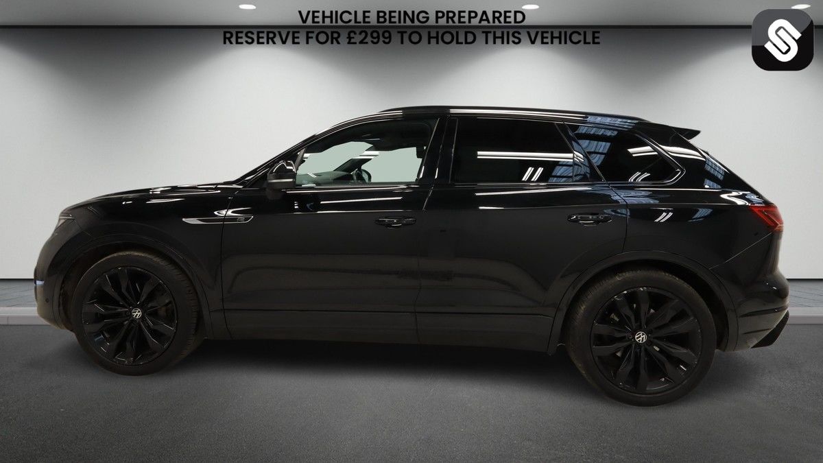 Volkswagen Touareg Image 6